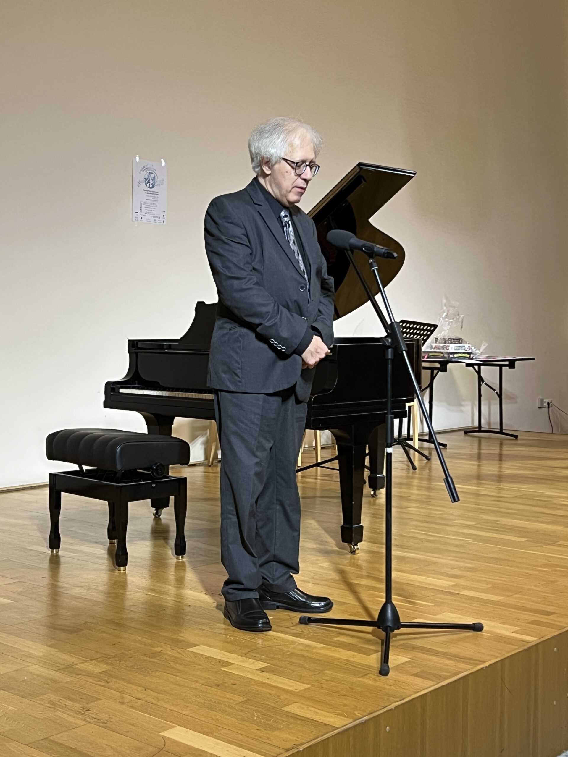 Hollós Máté Erkel- és Bartók-Pásztory díjas zeneszerző